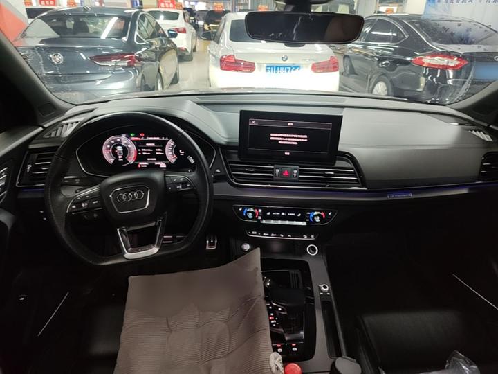 Q5L 2023 45T Luxury Dynamic photo 5