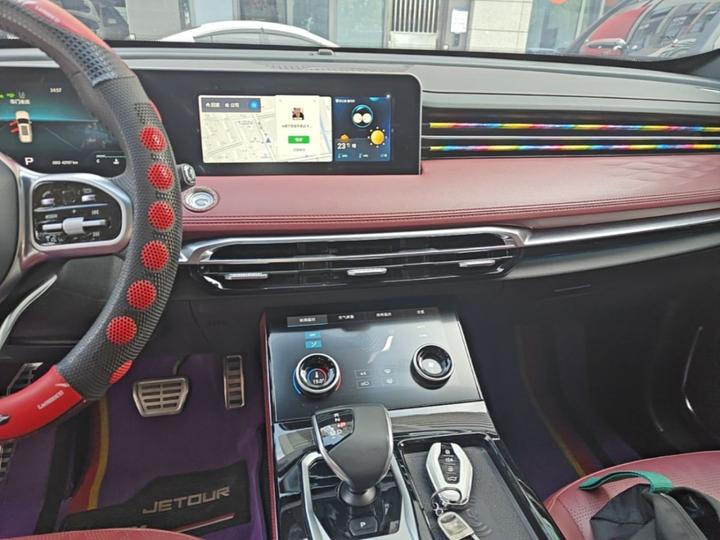 X70 PLUS 2023 1.6T DCTPRO 5-Seater photo 8