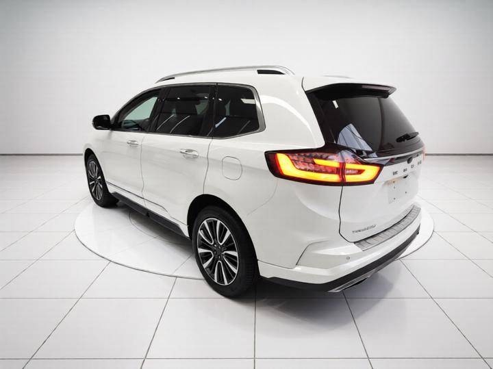 Edge 2021 Facelift PLUS EcoBoost 245 RWD 7-Seater photo 4