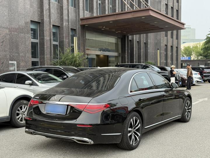 S-Class 2021 S 400 L Luxury photo 4