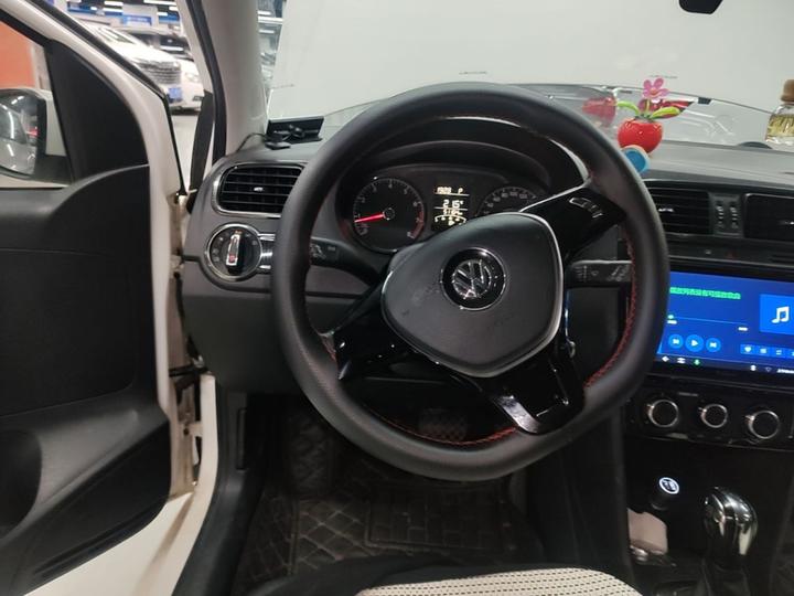 Polo 2016 1.4L AT photo 6