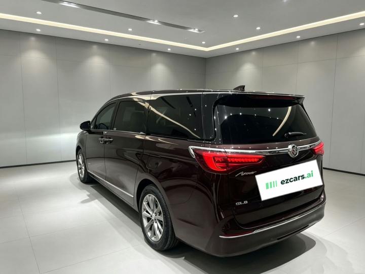 GL8 2022 Avenir 6-Seater photo 4