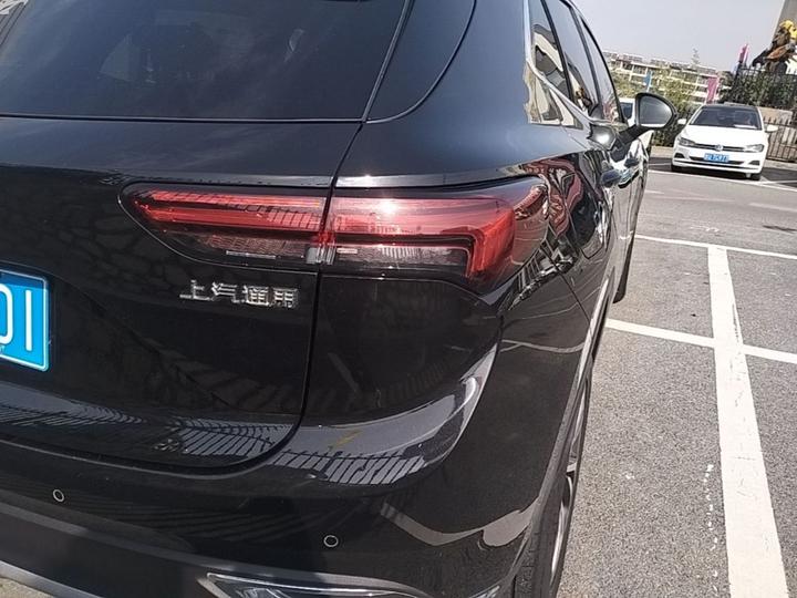 2023 Envision S 552T RWD Luxury photo 7