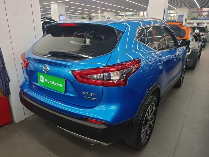 Qashqai 2019 2.0L CVT Luxury photo 4