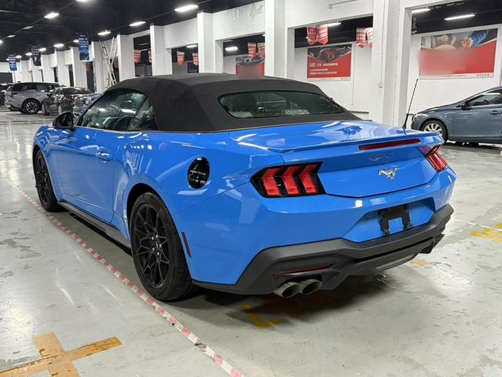 Mustang 2024 2.3T EcoBoost Convertible Sport photo 4