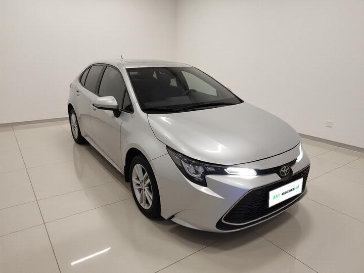 Levin 2022 185T CVT Luxury photo 3
