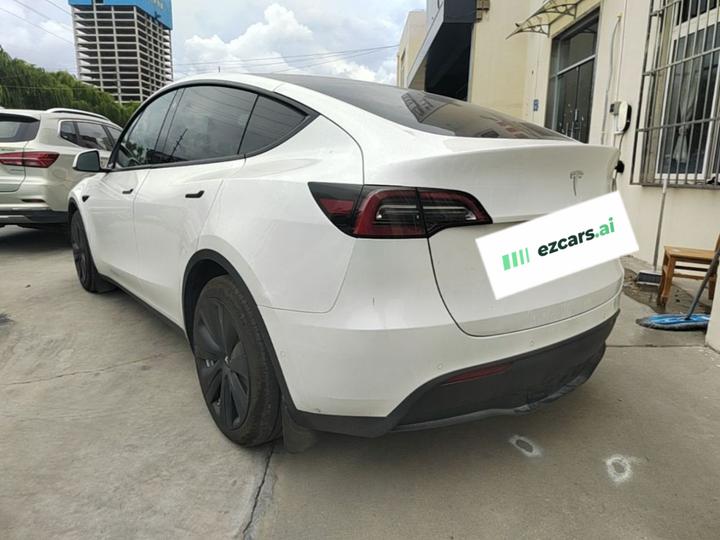 Model Y 2021 Standard Range RWD photo 4