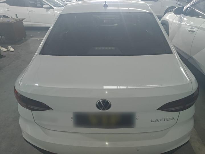 Lavida 2024 1.5L AT photo 3