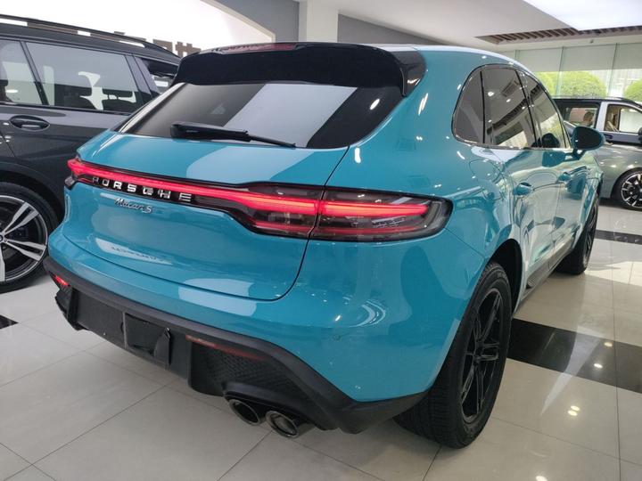 2022 Macan 2.0T photo 4