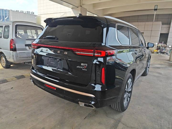 2023 400T AWD 7-Seater photo 6