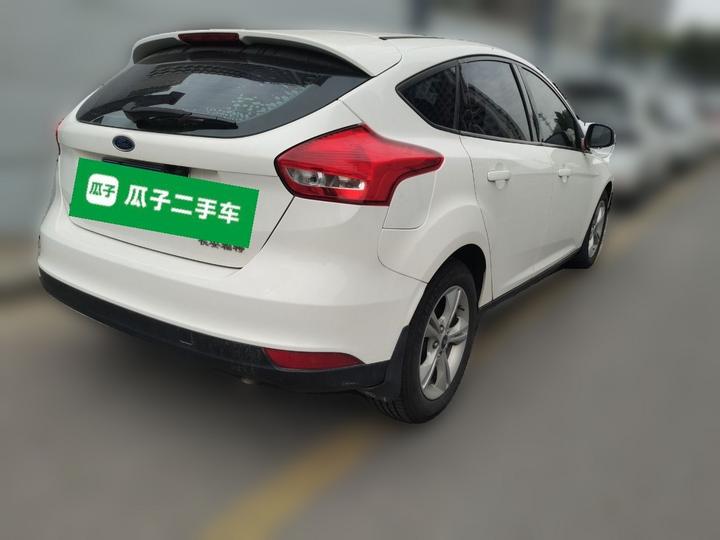 Focus 2015 Hatchback 1.6L AT Comfort photo 6