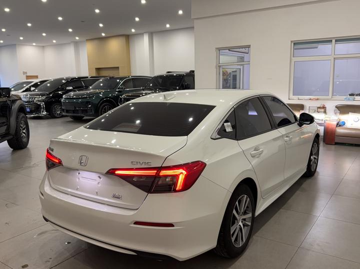 Civic 2022 240TURBO CVT photo 4