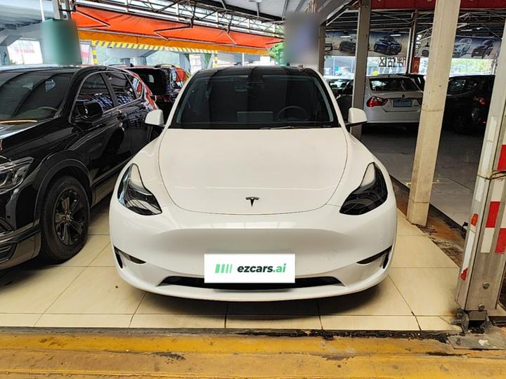 Model Y 2022 Facelift Long Range AWD photo 2