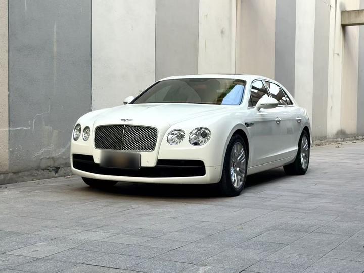 Flying Spur 2017 4.0T V8 Standard