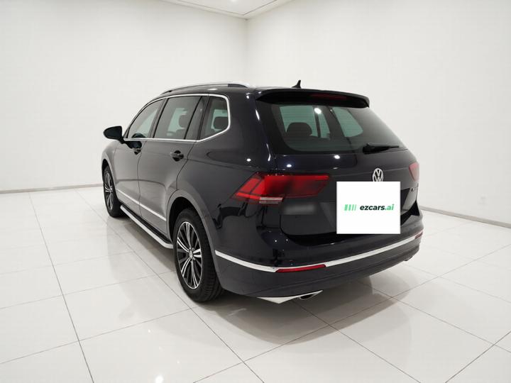 Tiguan L 2017 380TSI AT AWD Luxury photo 4