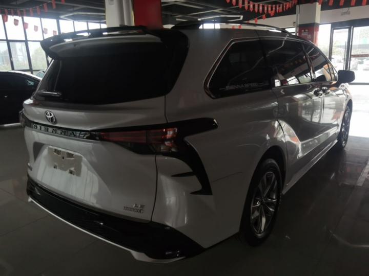 Sienna 2023 2.5L Hybrid Comfort photo 4