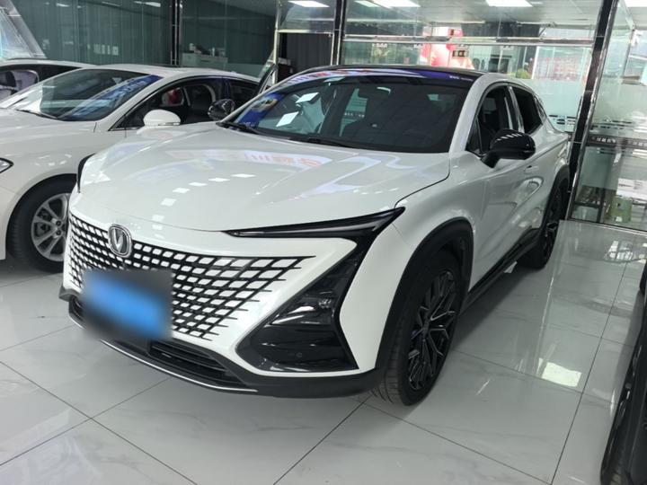 UNI-T 2022 1.5T Premium