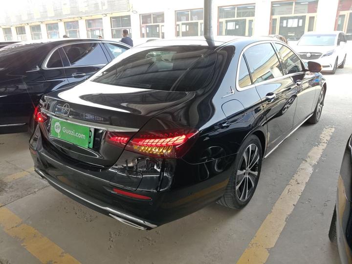 E-Class EV 2022 Facelift E 350 e L PHEV photo 4