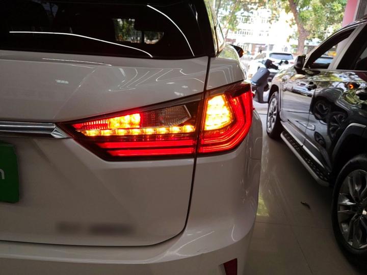 RX 2016 450h AWD Luxury photo 7