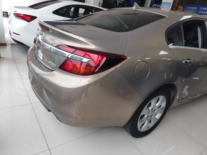 Regal 2015 1.6T Elite Tech photo 7