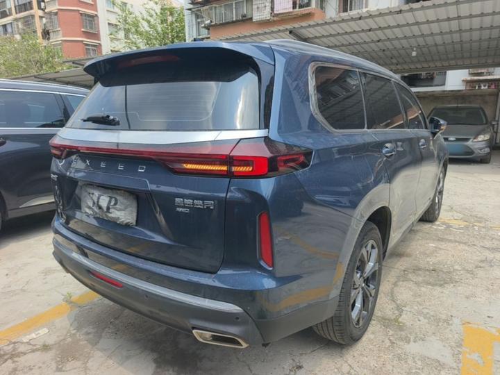 2021 390T AWD Starlight photo 4