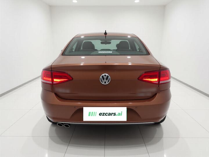 Lamando 2015 330TSI DSG Luxury photo 5