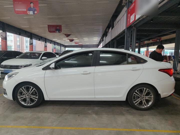 Arrizo 5 2017 1.5L CVT Luxury photo 4