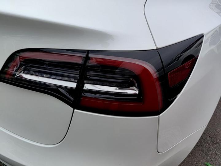 Model 3 Imported 2019 Standard Range RWD Upgraded photo 7