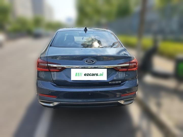 Escort 2021 1.5L AT photo 5