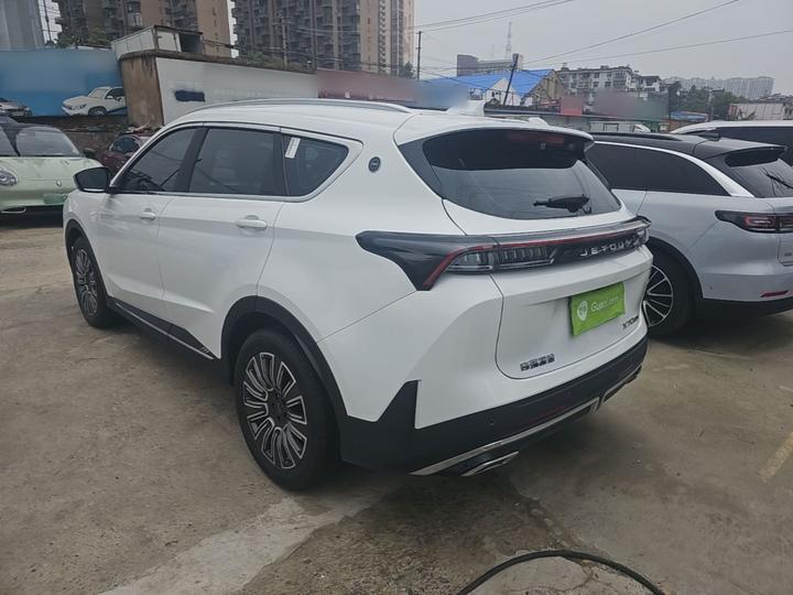X70 PLUS 2025 1.5T Elite 5-Seater photo 4