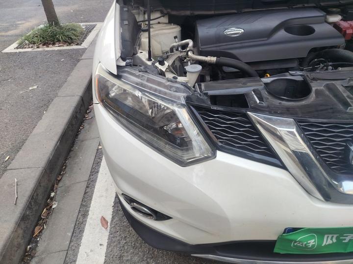 X-Trail 2014 2.0L CVT Comfort 2WD photo 7