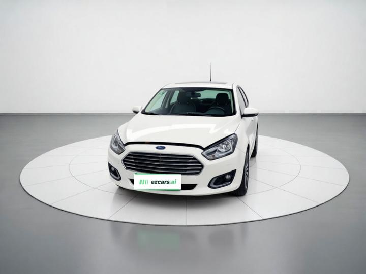 Escort 2015 1.5L AT Fashion photo 2