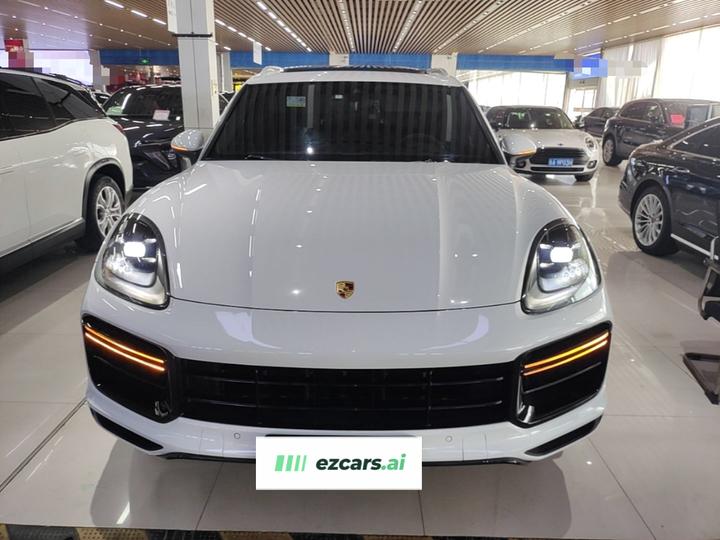 2018 Cayenne 3.0T photo 2