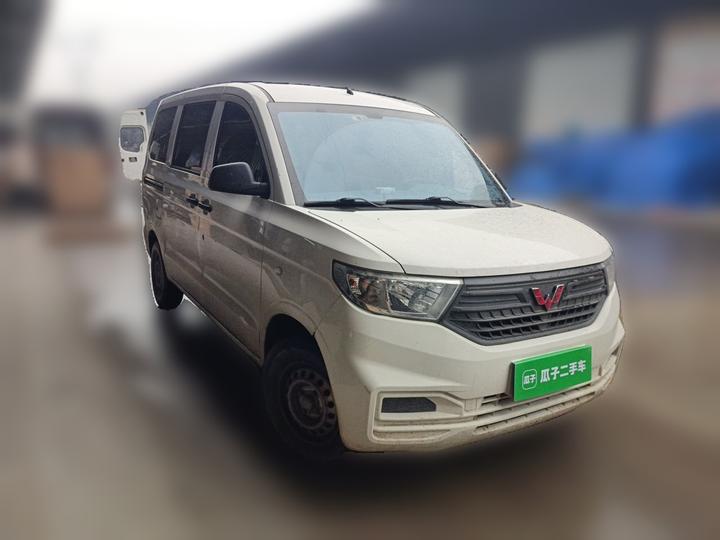 Wuling Hongguang V 2021 1.5L LAR photo 3