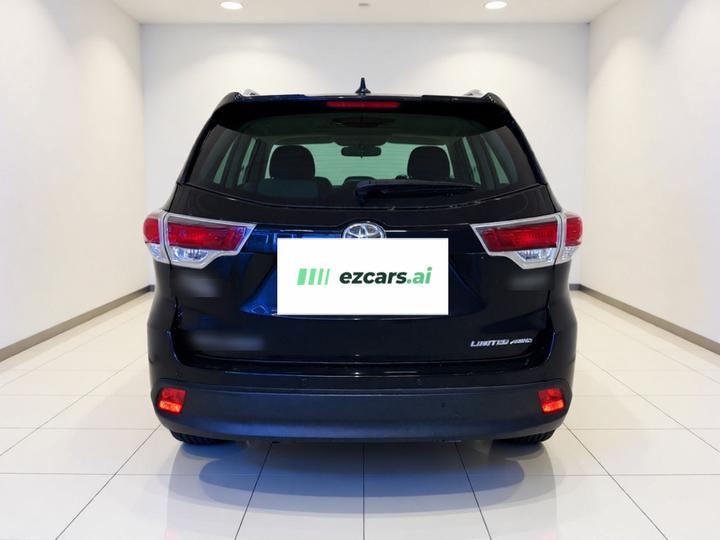 Highlander 2015 2.0T AWD Supreme 7-Seater photo 3