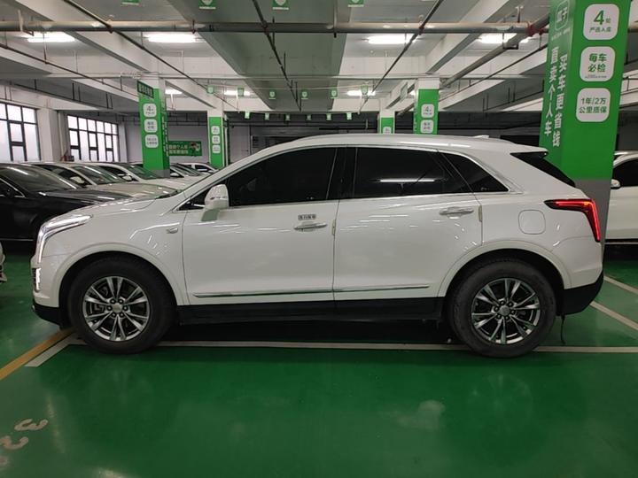 XT5 2020 28T Luxury photo 3