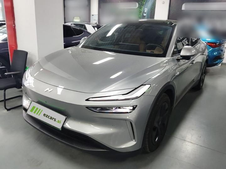L60 2025 85kWh RWD