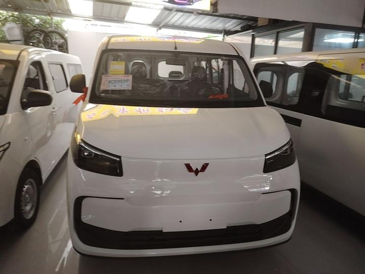 Wuling Pro 2026 405km EV Bus 6-Seater photo 2