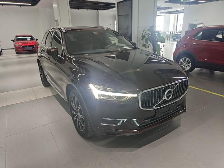 XC60 2021 T5 AWD Luxury photo 3