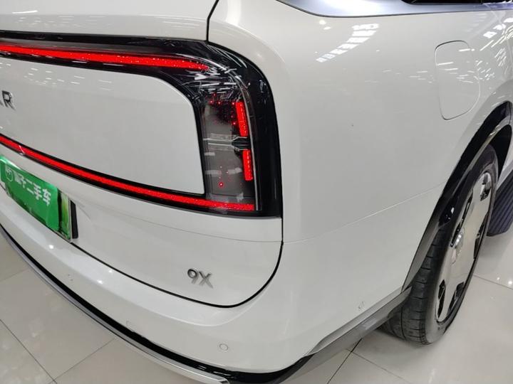 9X 2025 Hyper 70kWh 6-Seater photo 7