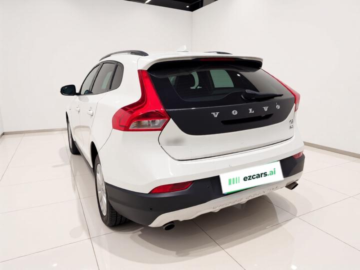 V40 2015 Cross Country T5 AWD photo 4