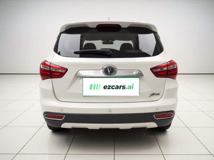 CS35 2017 1.6L MT Luxury photo 3