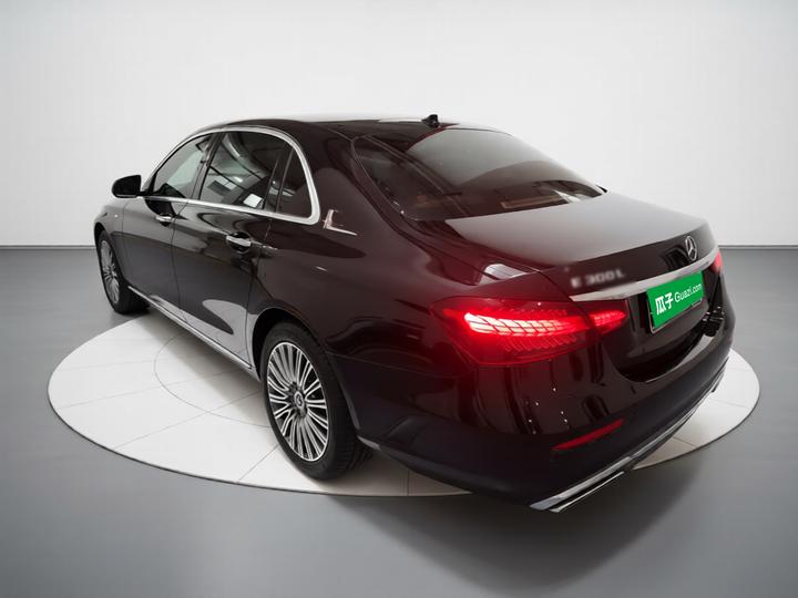 E-Class 2022 Facelift E 300 L Fashion photo 4