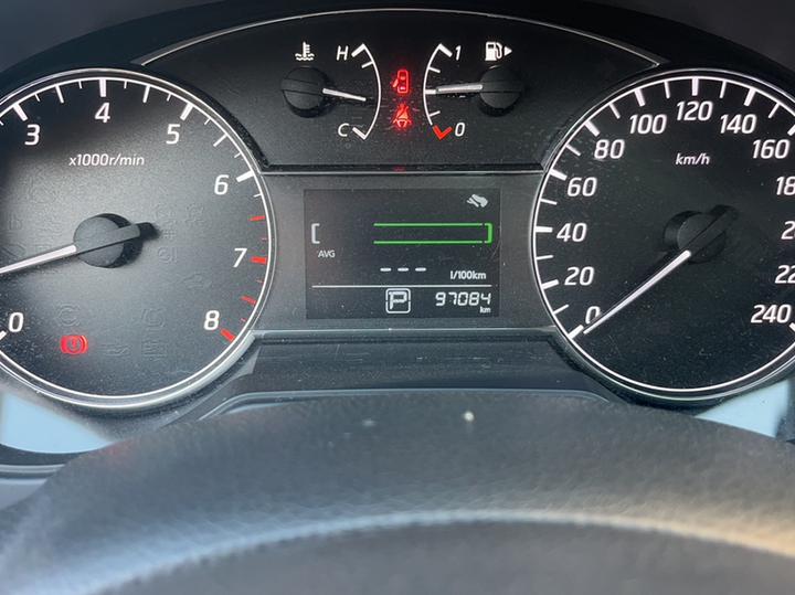 Tiida 2016 1.6L CVT photo 2