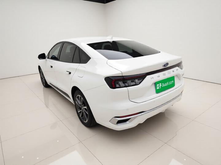 Mondeo 2025 2.0T EcoBoost Luxury photo 4