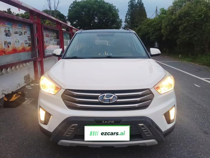 ix25 2015 1.6L AT RWD Smart GLS photo 2