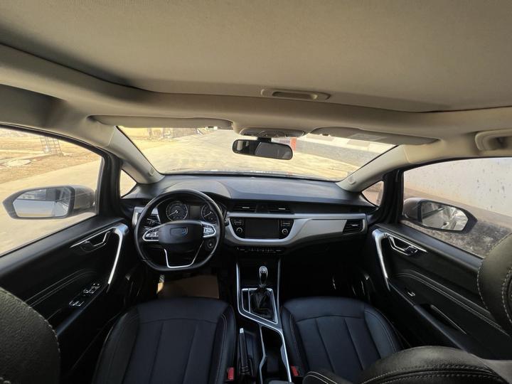 Vision X3 2019 Upgraded 1.5L MT Premium photo 8