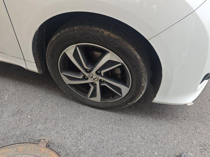 Odyssey 2015 Facelift 2.4L Supreme photo 8