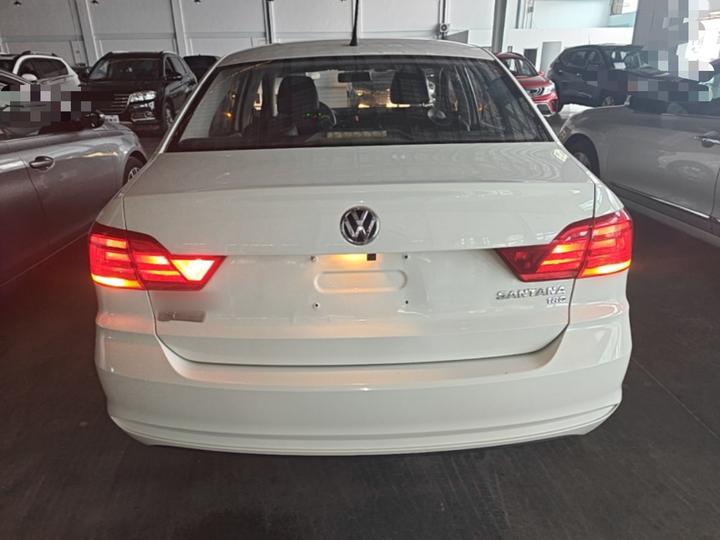 Santana 2016 1.6L AT photo 3