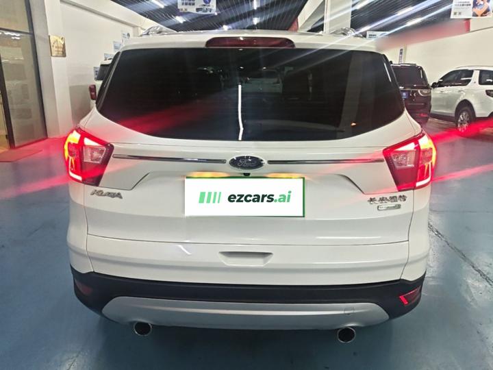 Kuga 2018 EcoBoost 180 RWD photo 5